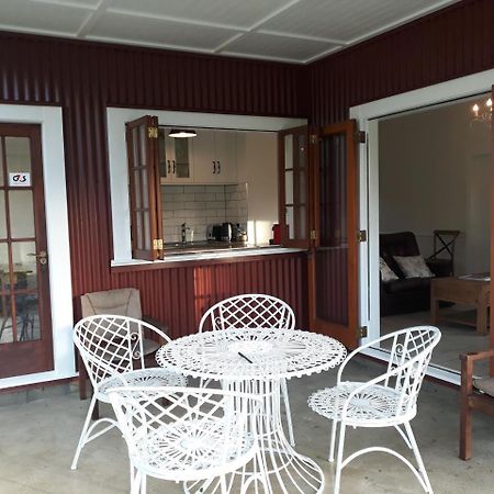 Woodside Orchard Hotel Грейтаун Екстериор снимка