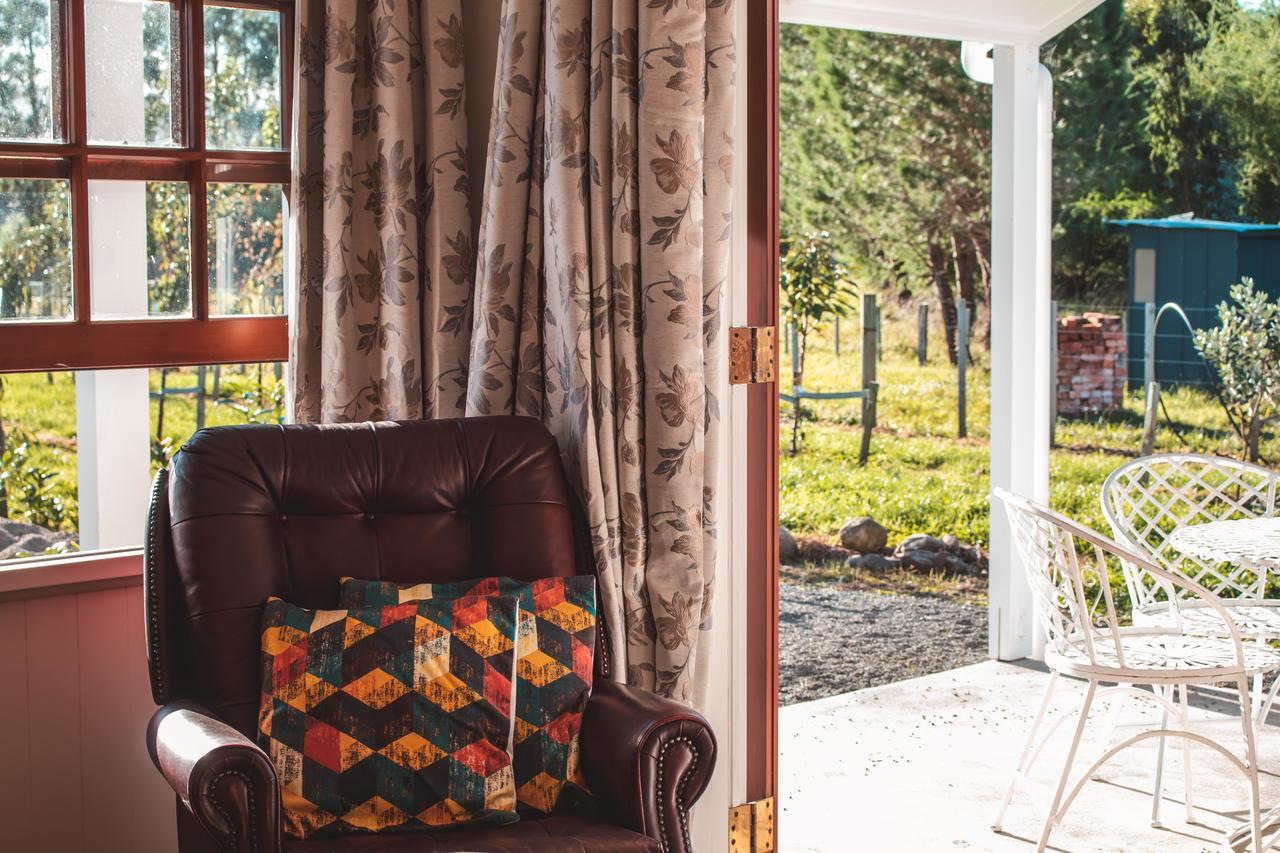 Woodside Orchard Hotel Грейтаун Екстериор снимка