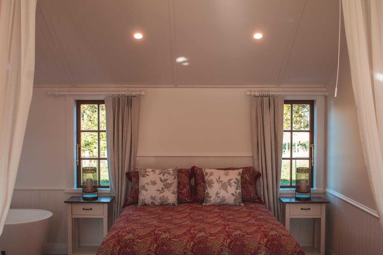 Woodside Orchard Hotel Грейтаун Екстериор снимка